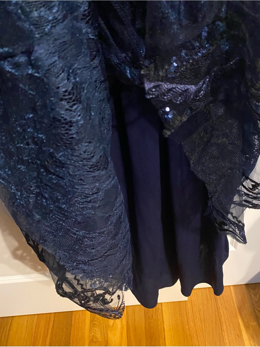 Mac Duggal Navy Blue Flutter Sleeve Dress 
NEW WITH TAGS! - Picture 16 of 16
